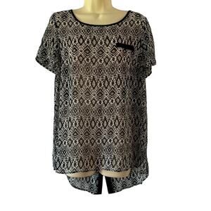 AB Studio Black and White Crinkle Chiffon Geometric Print Tunic Top Blouse